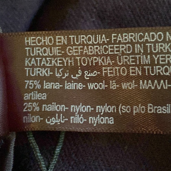 NWT. Massimo Dutti Navy Blue Wool Blend Midi Skirt with Side Buckle. Size XS. - Picture 10 of 11